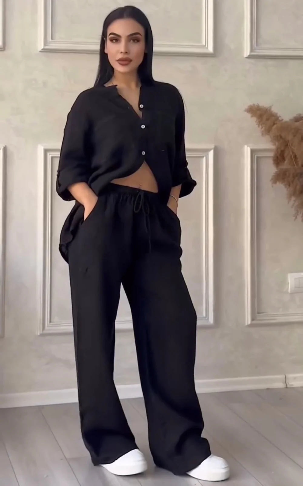 Women's Fashionable and Versatile Set